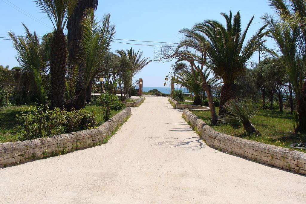 La Villa Rosa Al Mare Pozzallo Szoba fotó