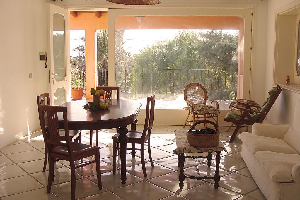 La Villa Rosa Al Mare Pozzallo Szoba fotó