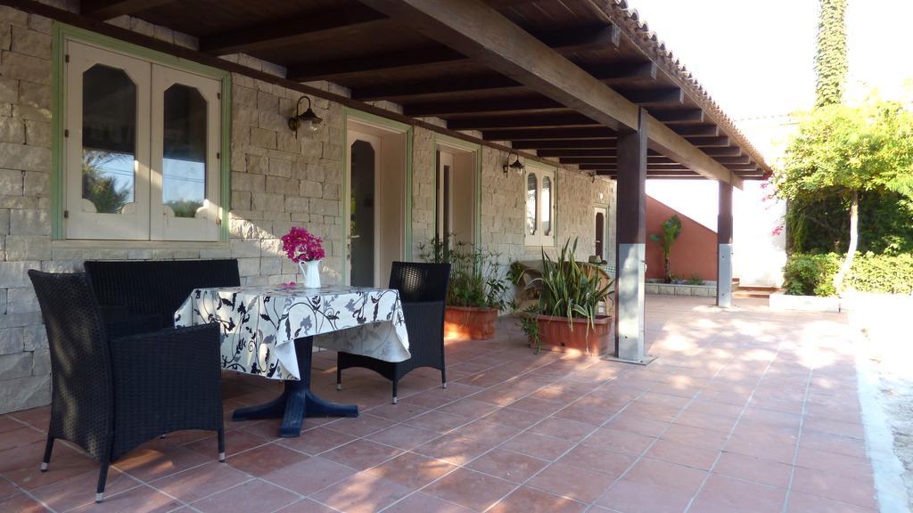 La Villa Rosa Al Mare Pozzallo Kültér fotó