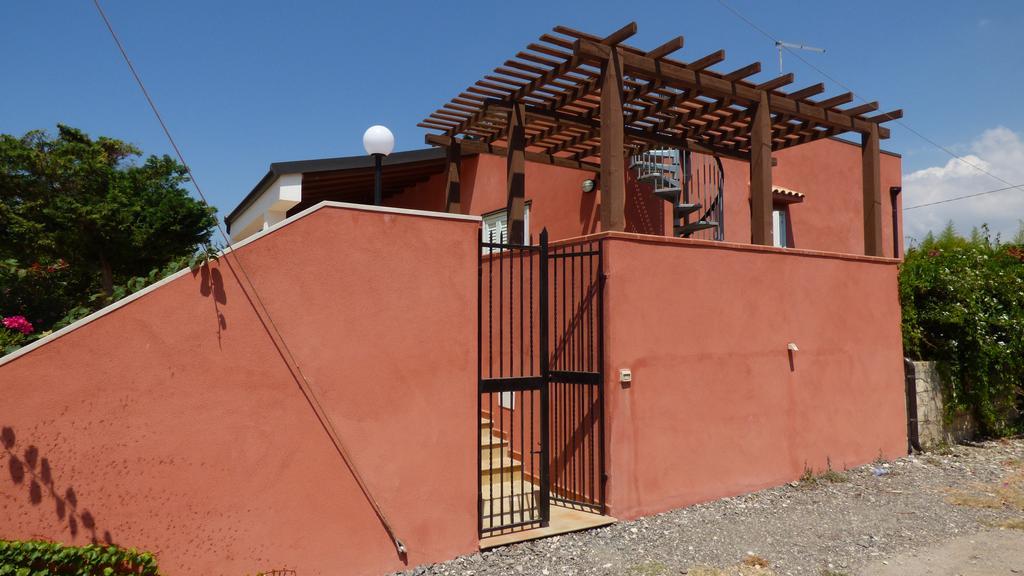 La Villa Rosa Al Mare Pozzallo Kültér fotó
